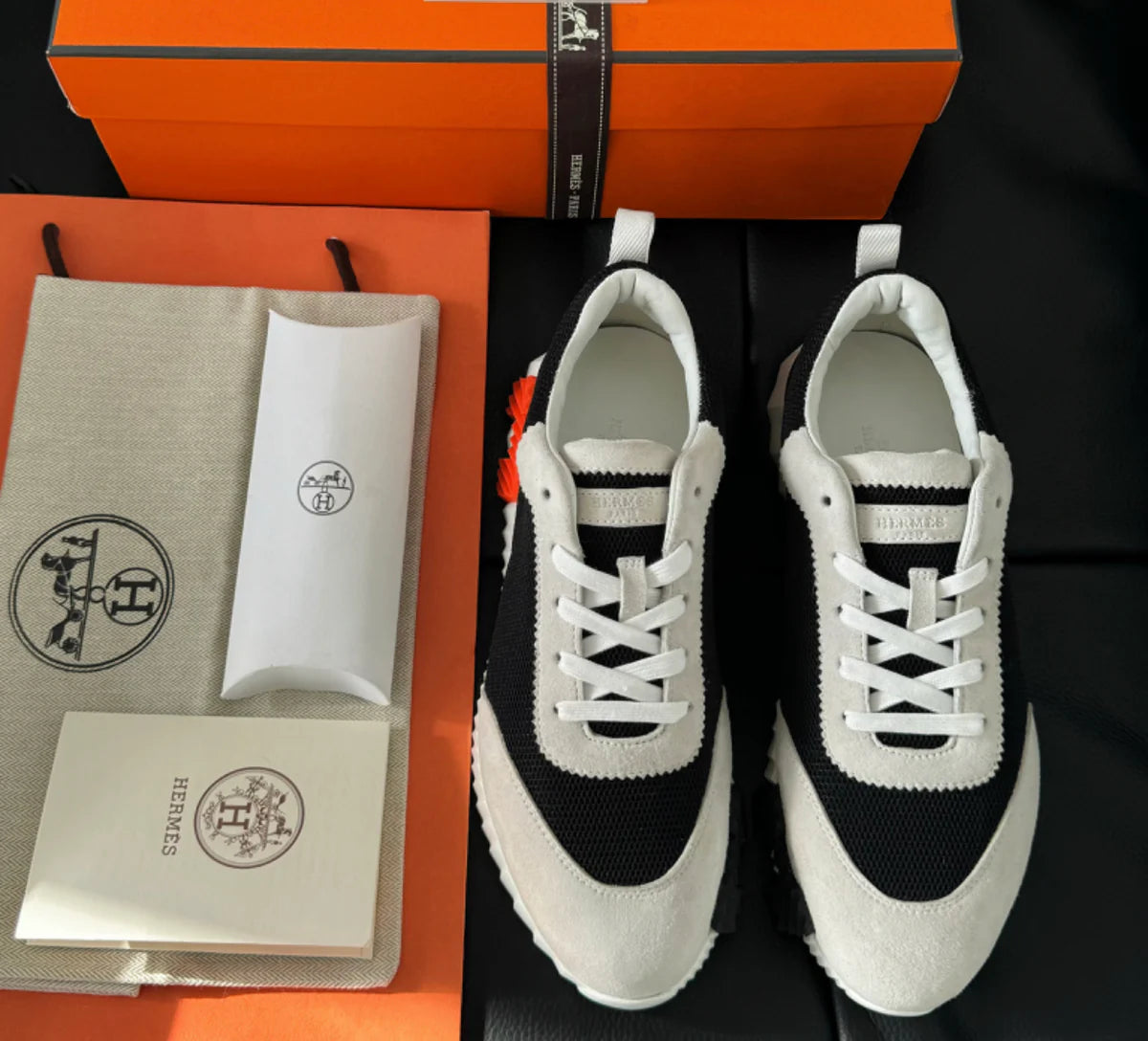 SNEAKERS HRMS BOUNCING