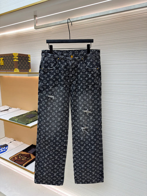 JEAN LV