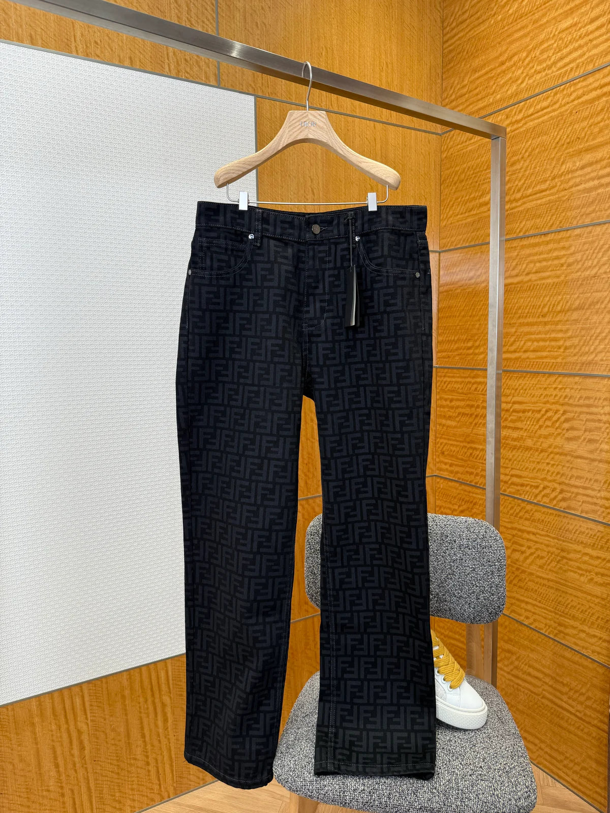 PANTALON FNDY BLACK