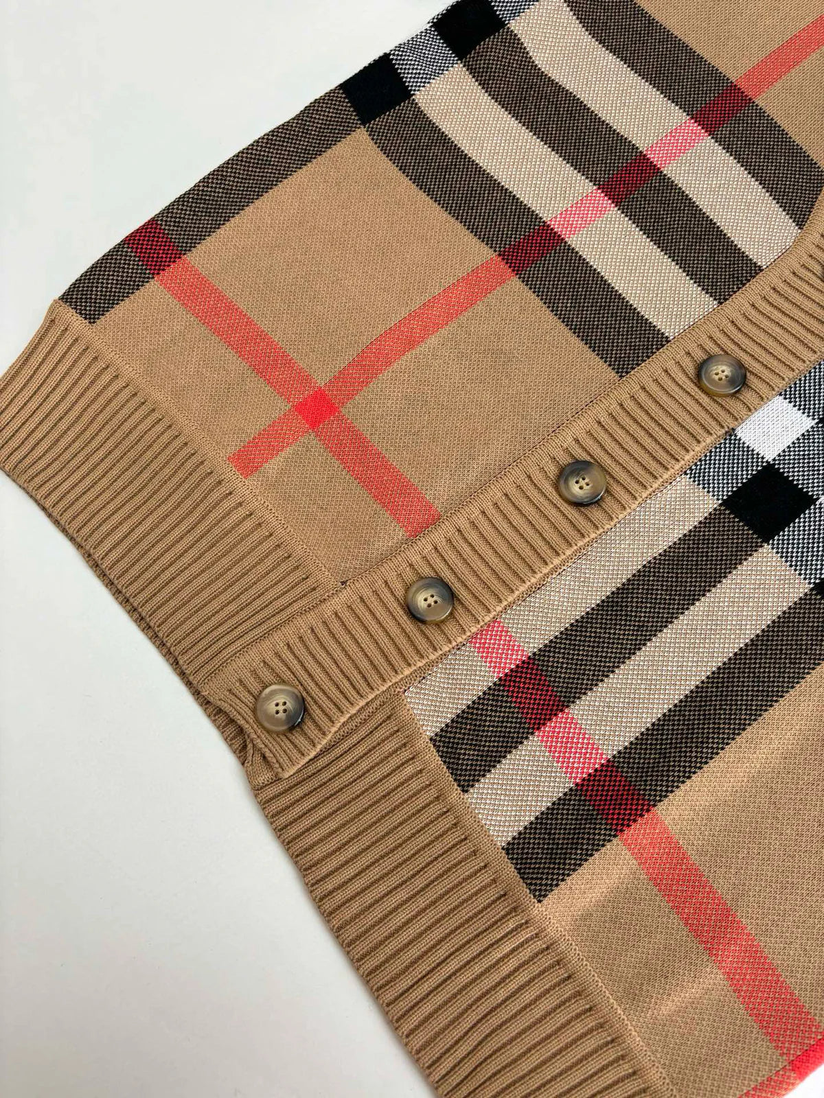 CARDIGAN BRBY