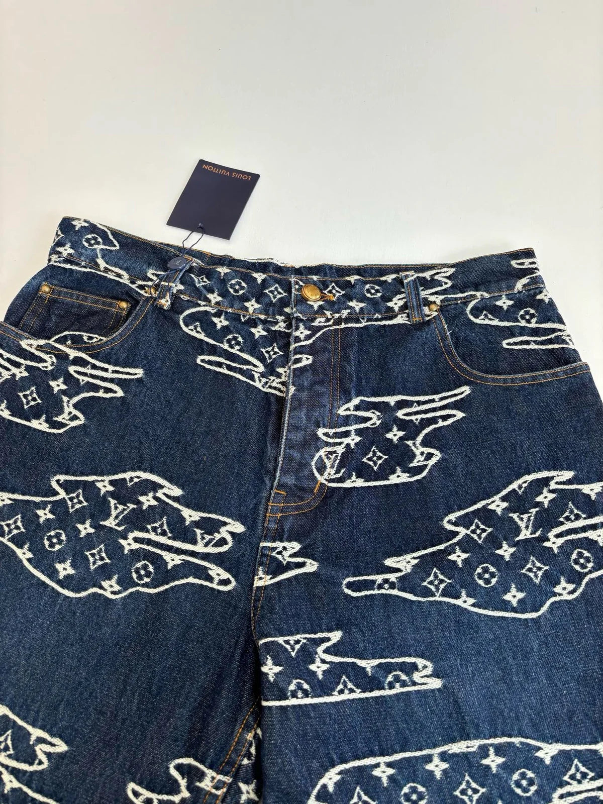 JEAN LV EN DENIM