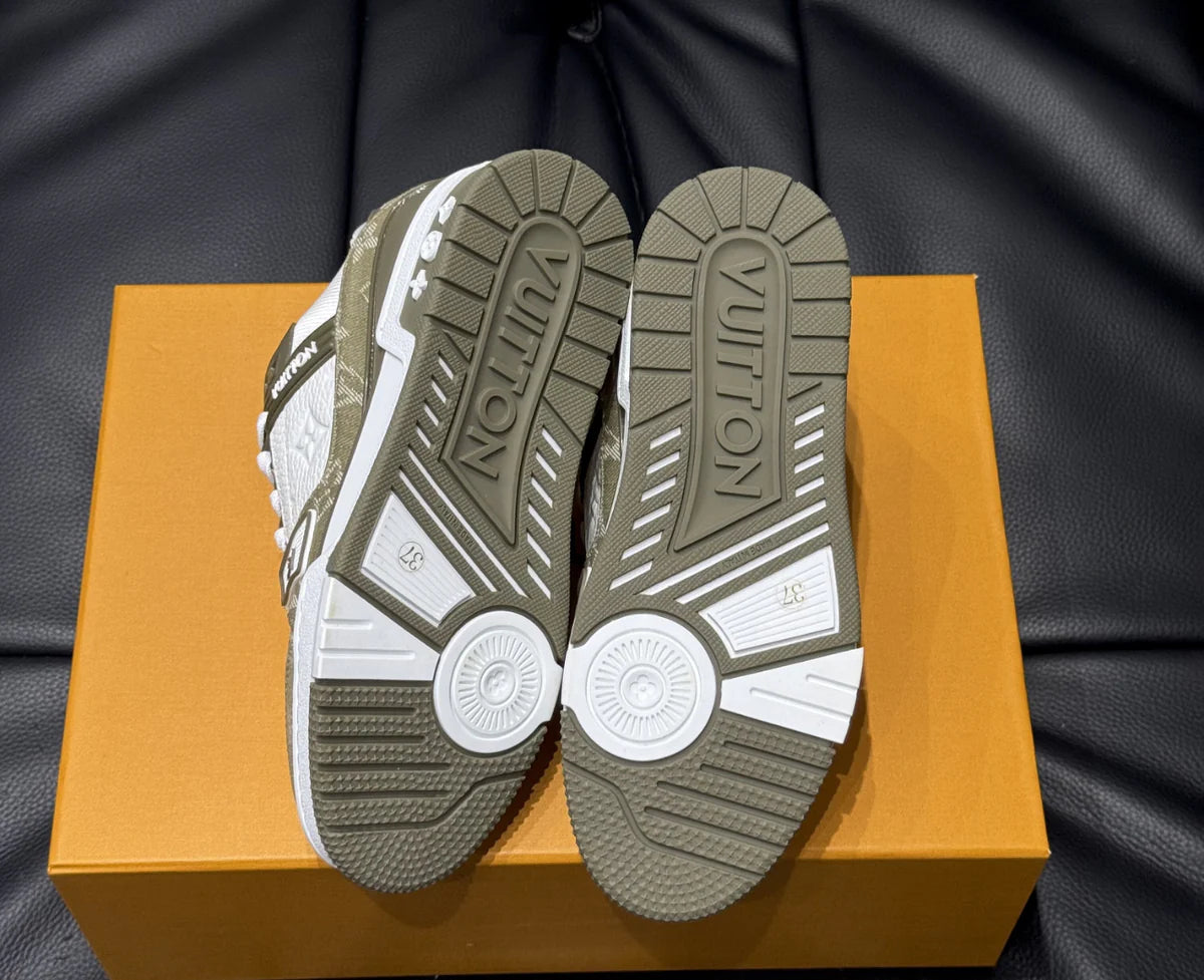 SNEAKERS LV KAKI 2025