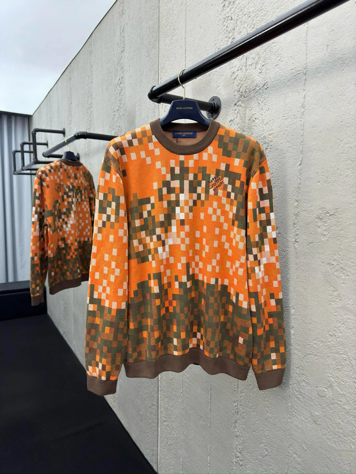 PULL LV EN COTON