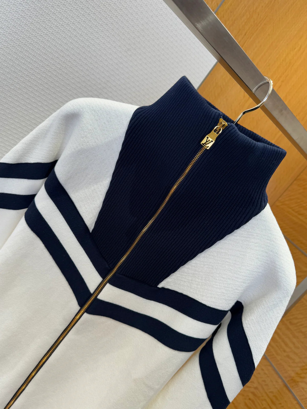 VESTE LV EN JERSEY