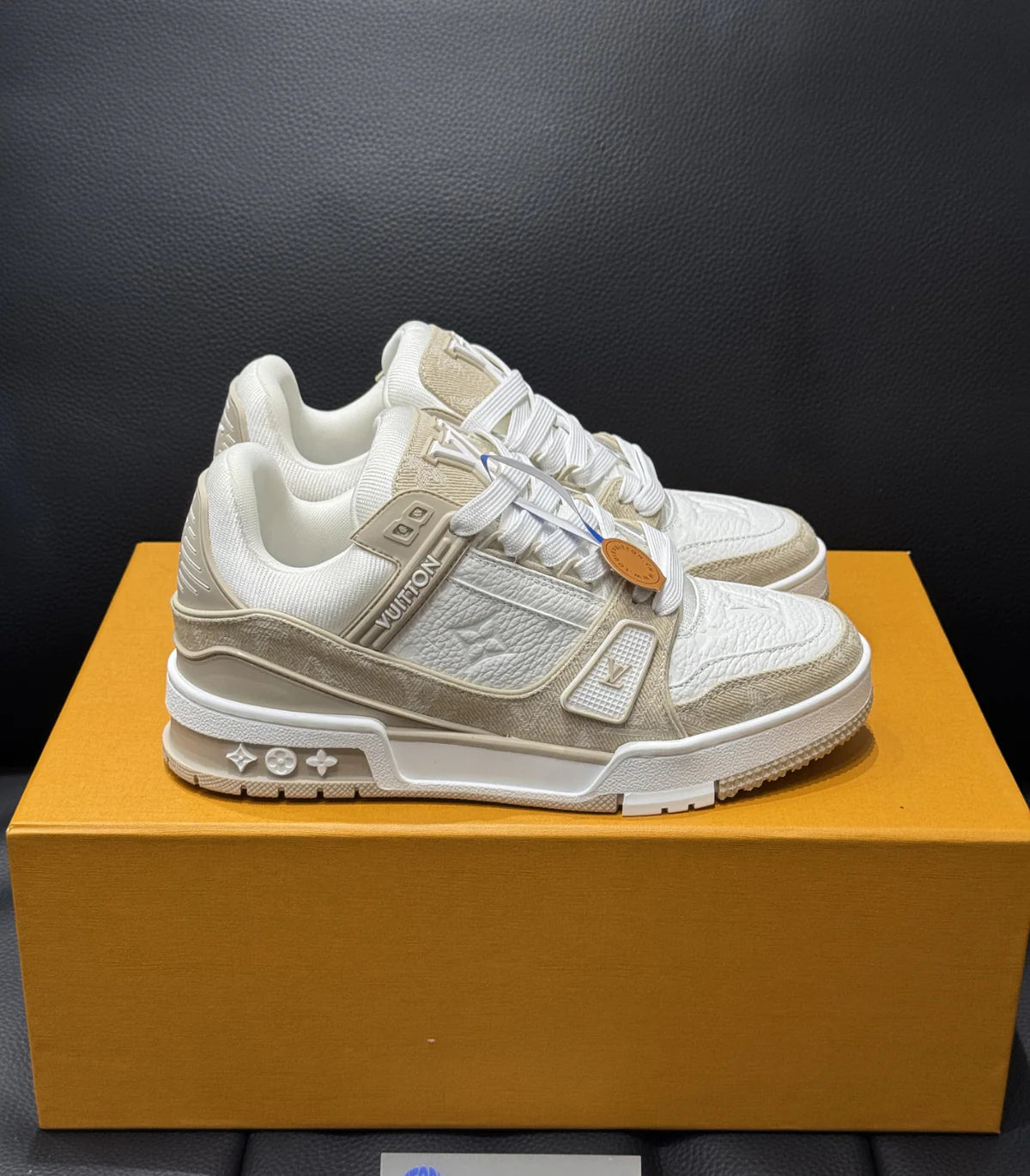 SNEAKERS LV BEIGE