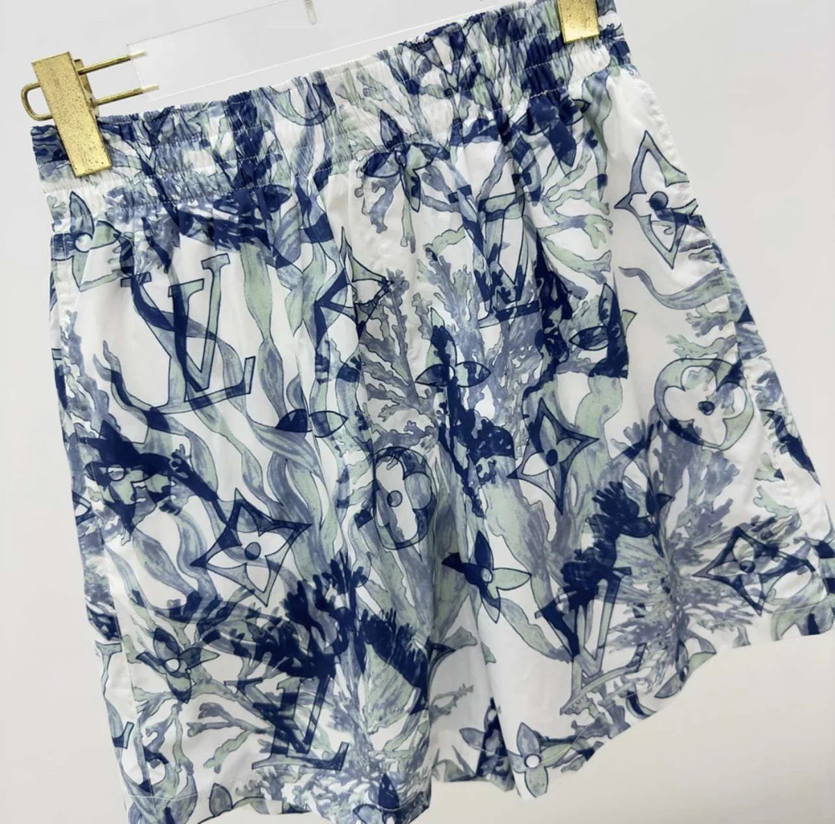SHORT LV
