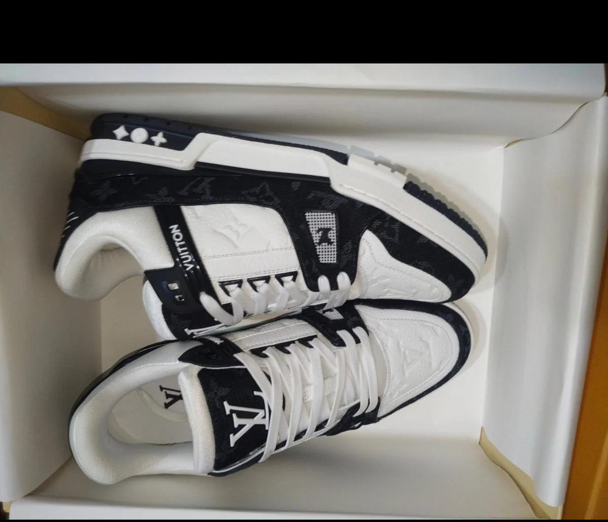 SNEAKERS LV TRAINERS