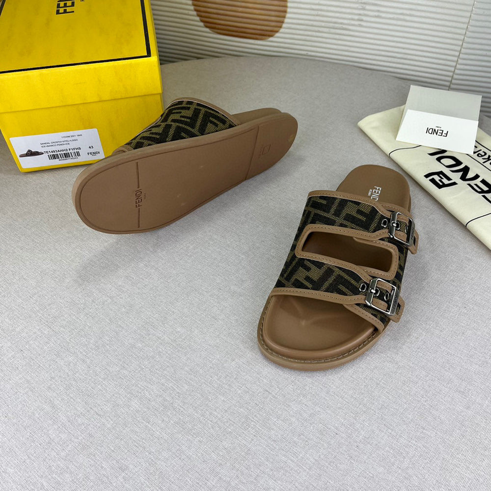 CLAQUETTES FNDY BROWN