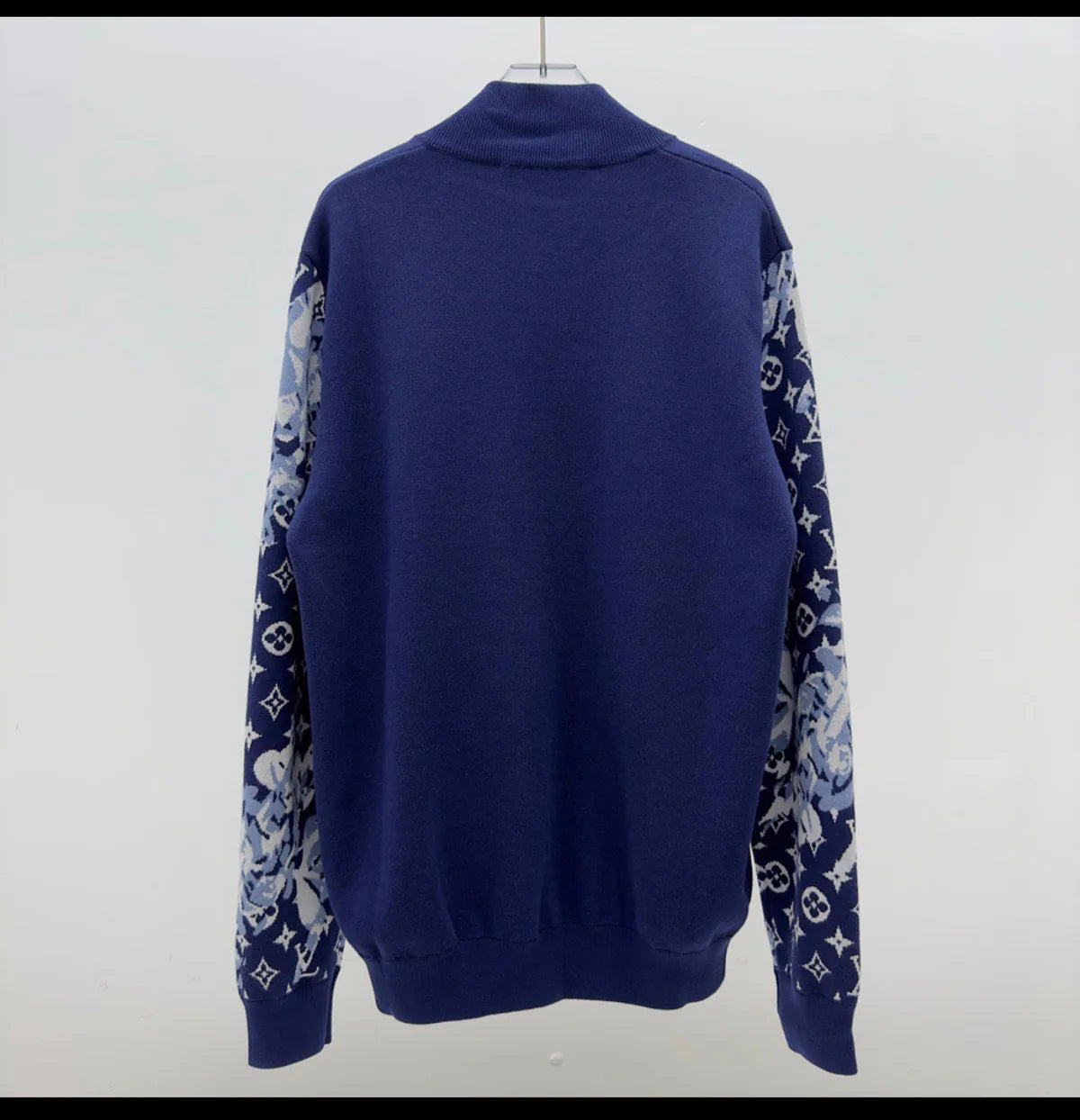 VESTE LV 2023