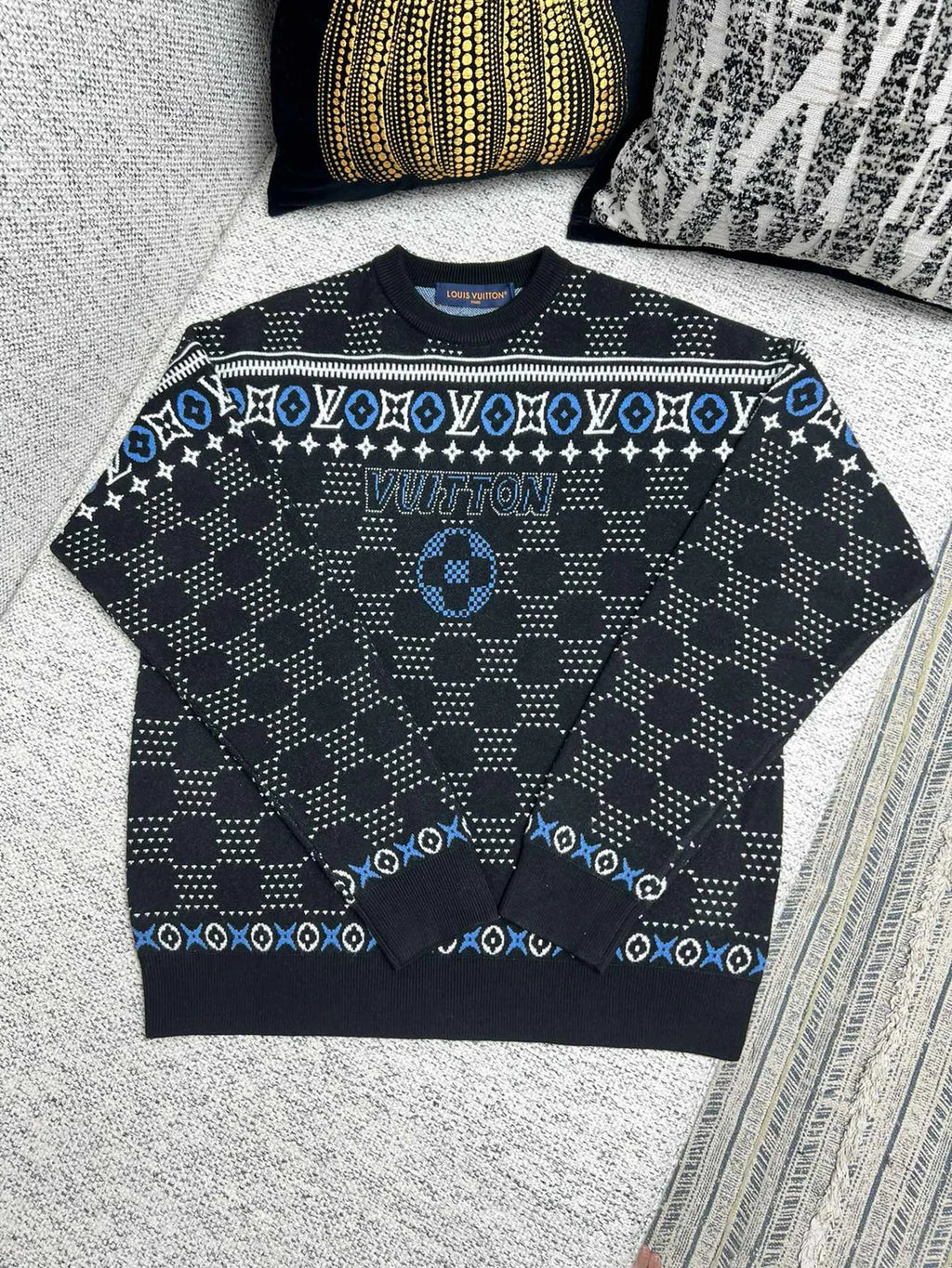 PULL LV EN LAINE