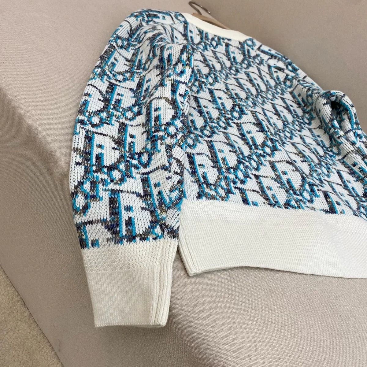 GILET CD JACQUARD DE LAINE
