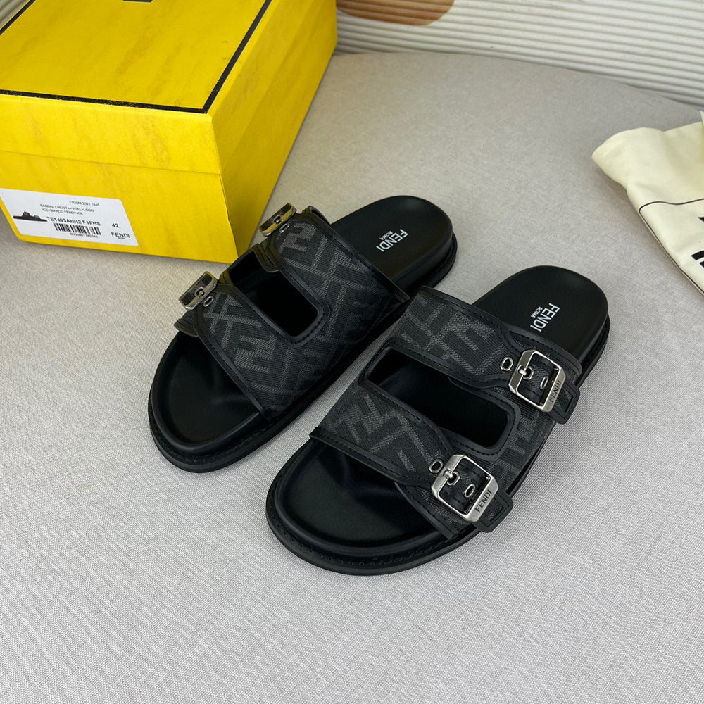 CLAQUETTE FNDY BLACK