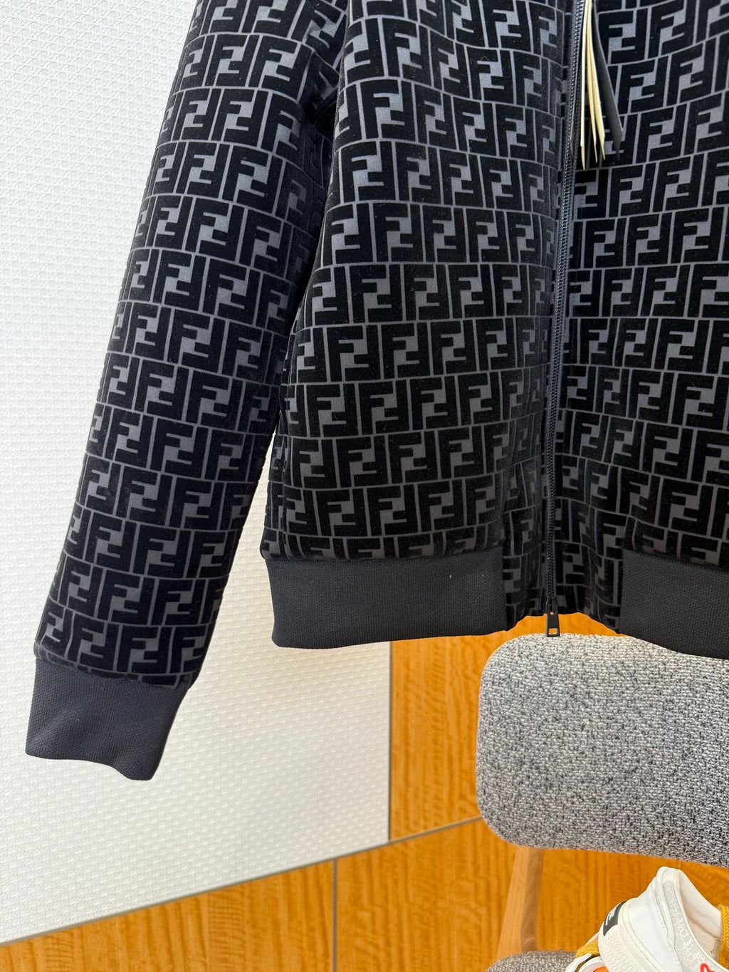 MANTEAU FNDY FULL BLACK