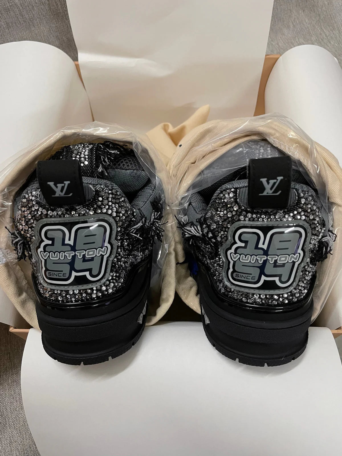 SNEAKERS SKATE LV