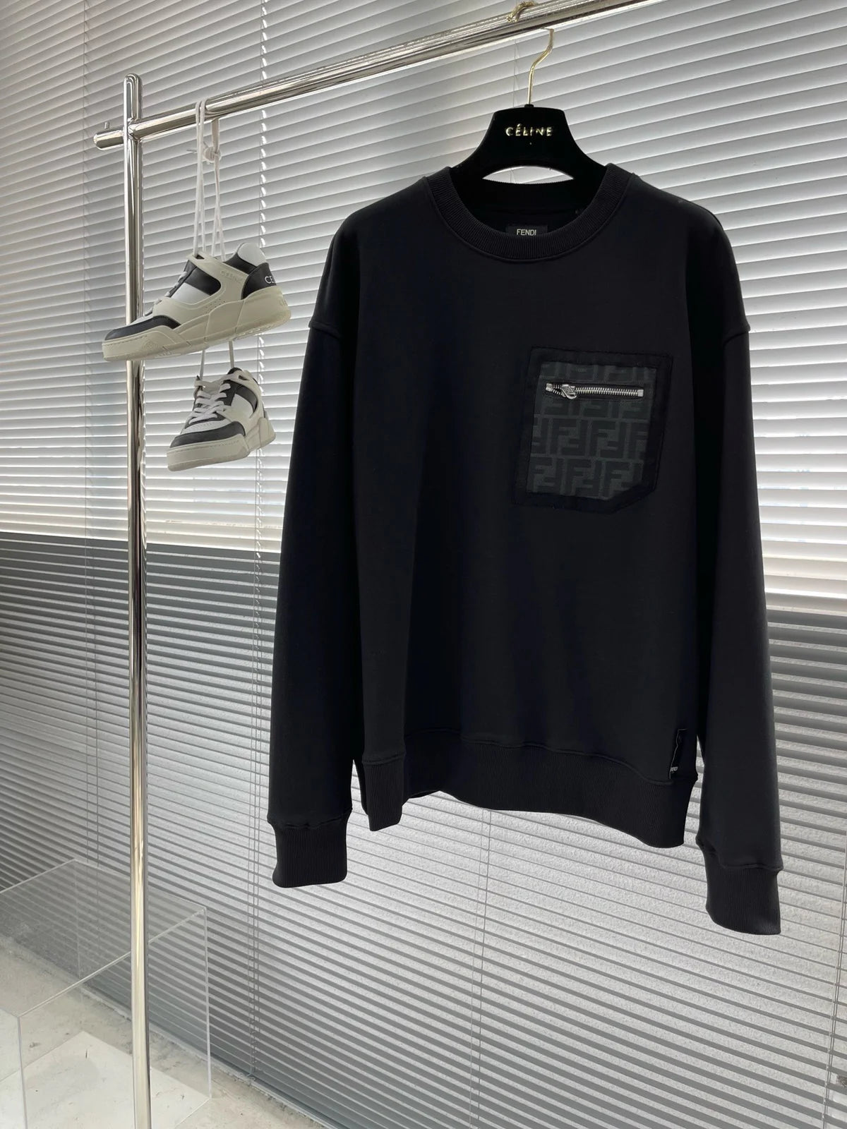 PULL FNDY BLACK