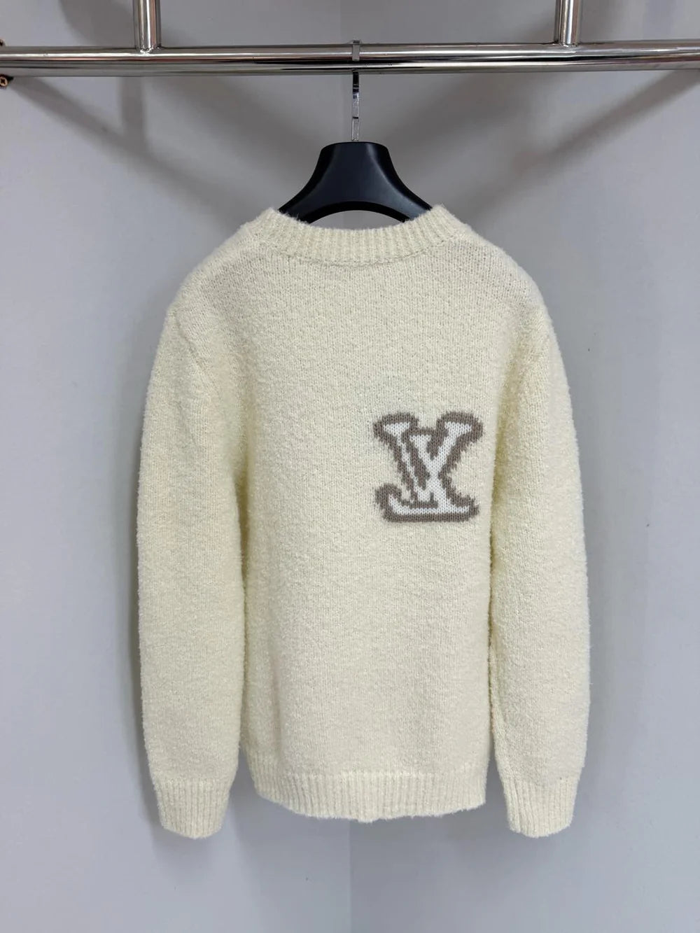 PULL LV