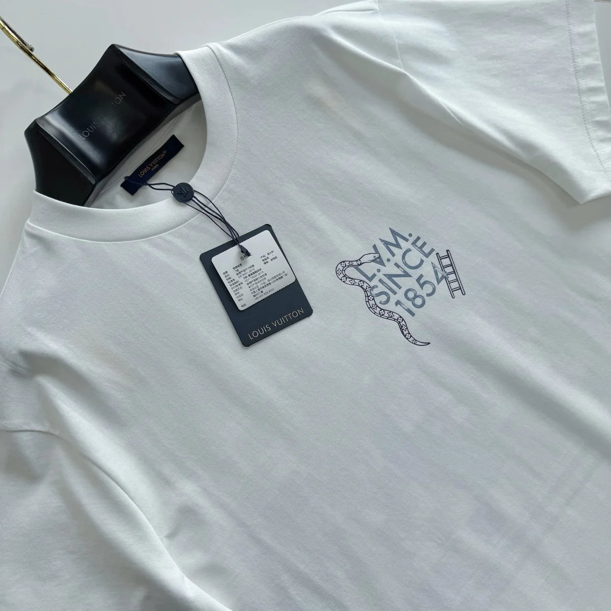 T-SHIRT LV