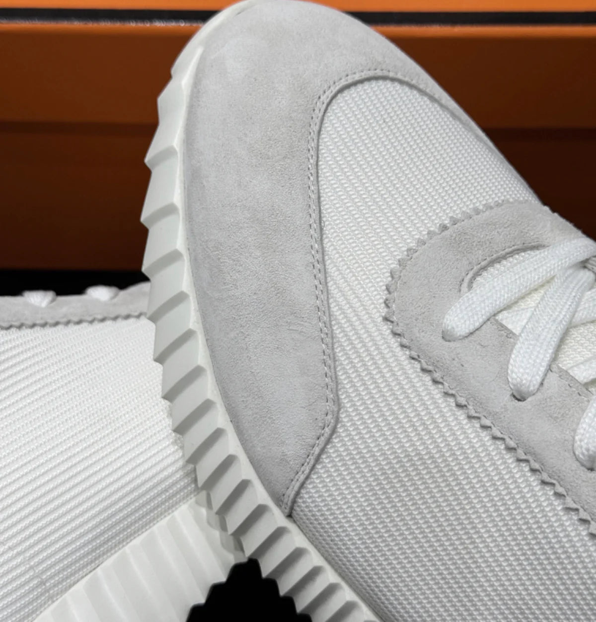 SNEAKERS HRMS BOUNCING