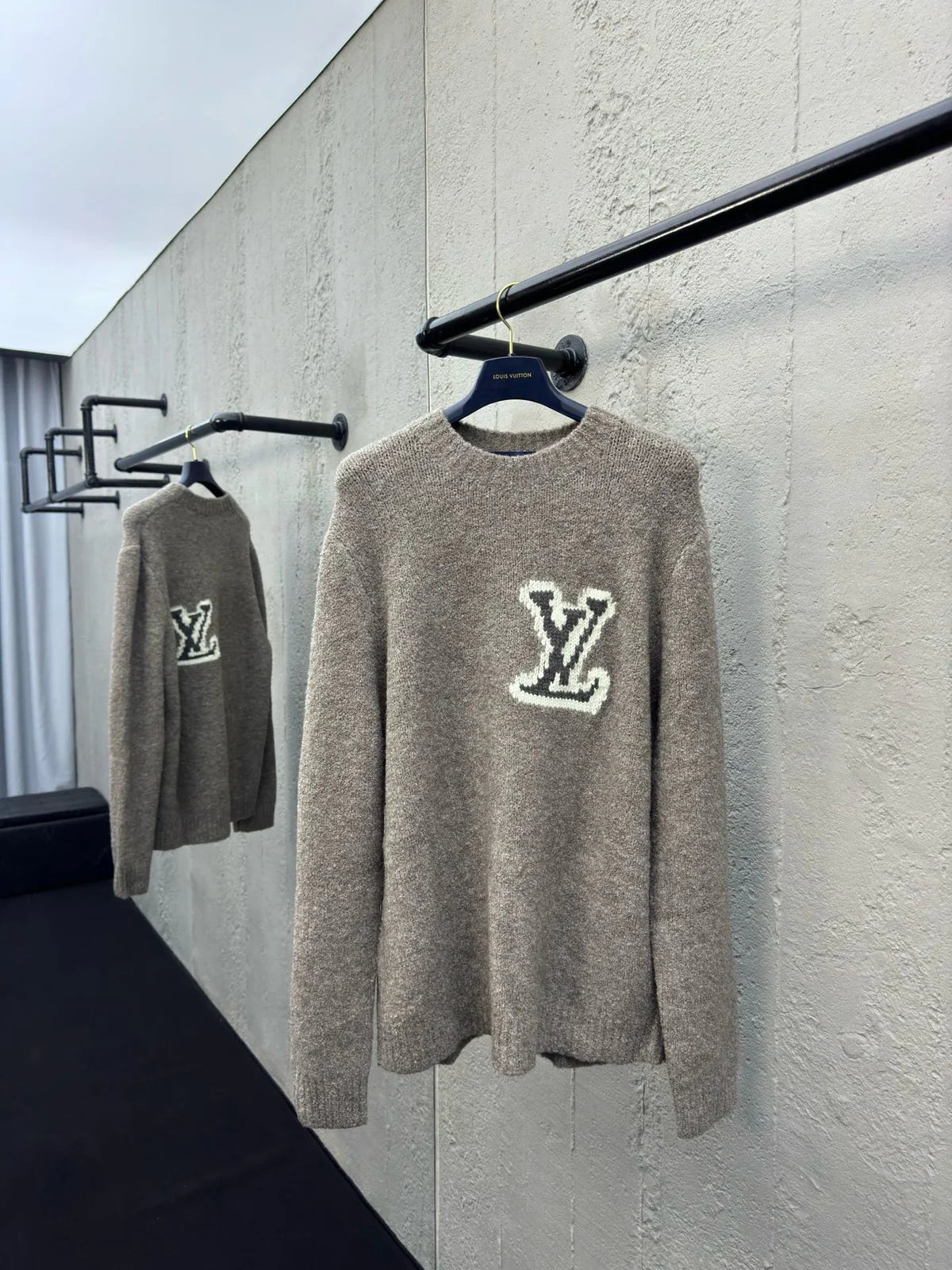PULL EN LAINE LV