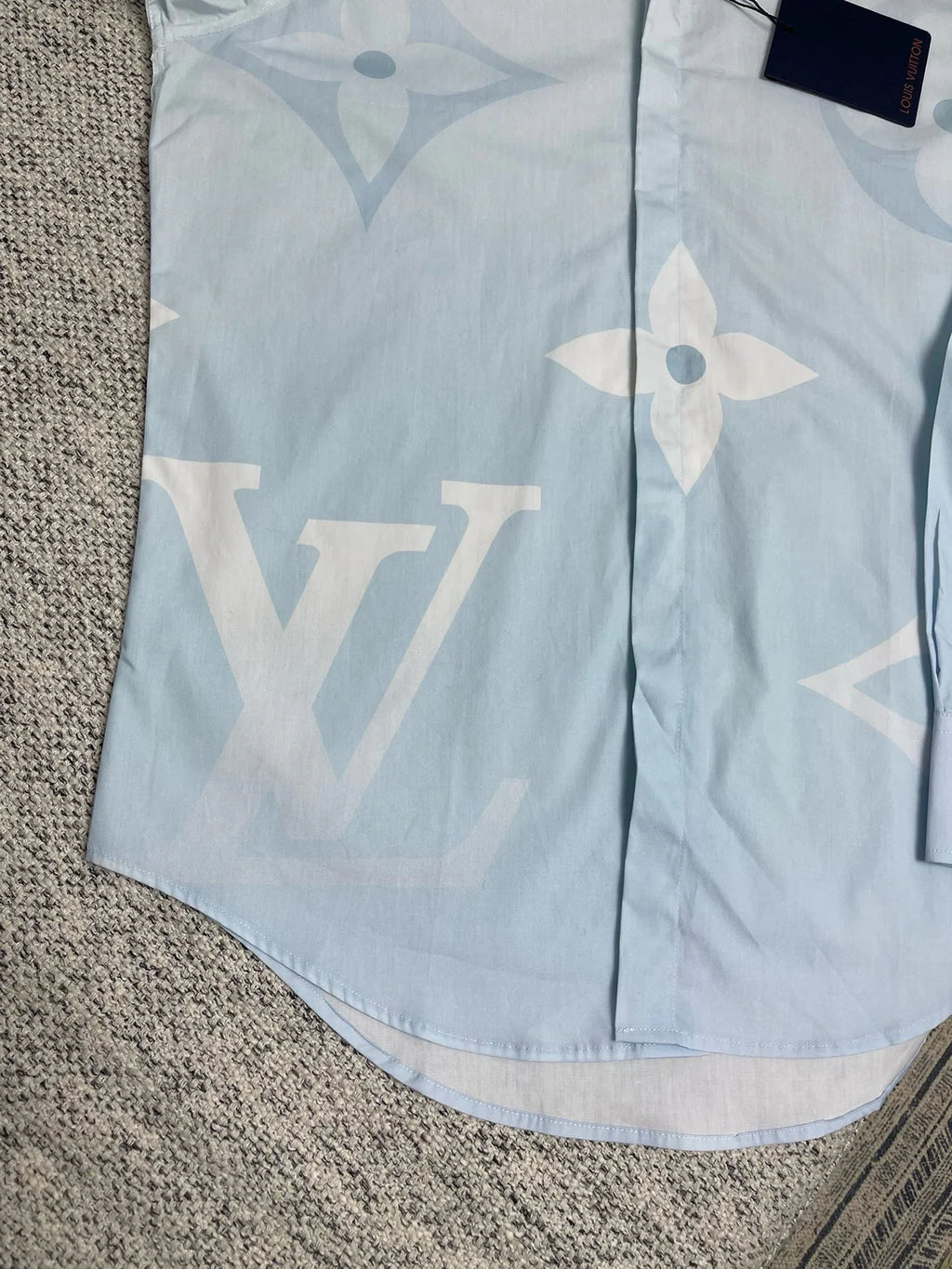 CHEMISE LV