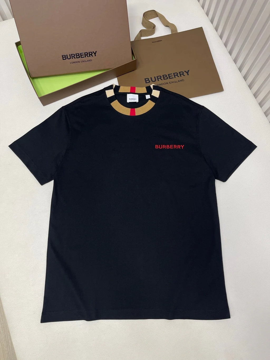 T-SHIRT BRBY