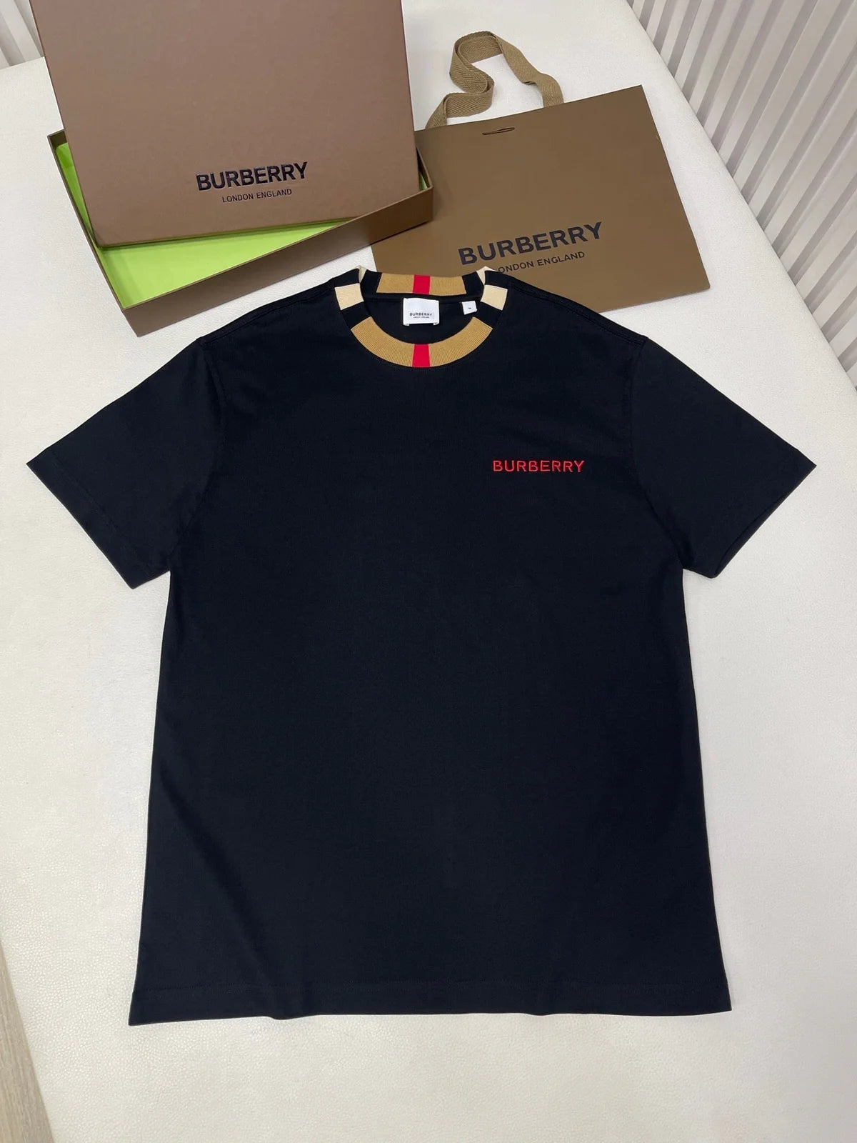 T-SHIRT BRBY