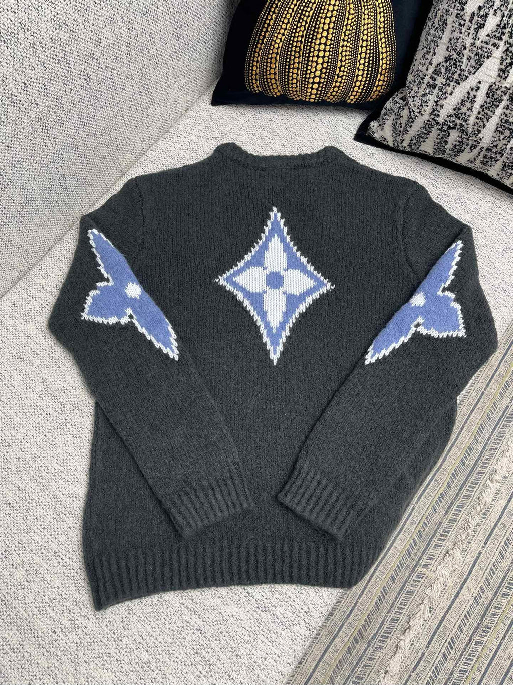 PULL LV EN LAINE