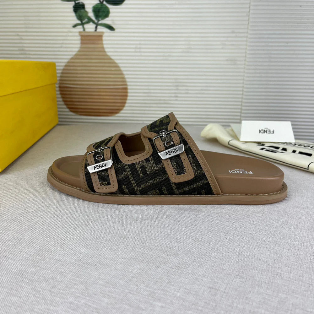 CLAQUETTES FNDY BROWN
