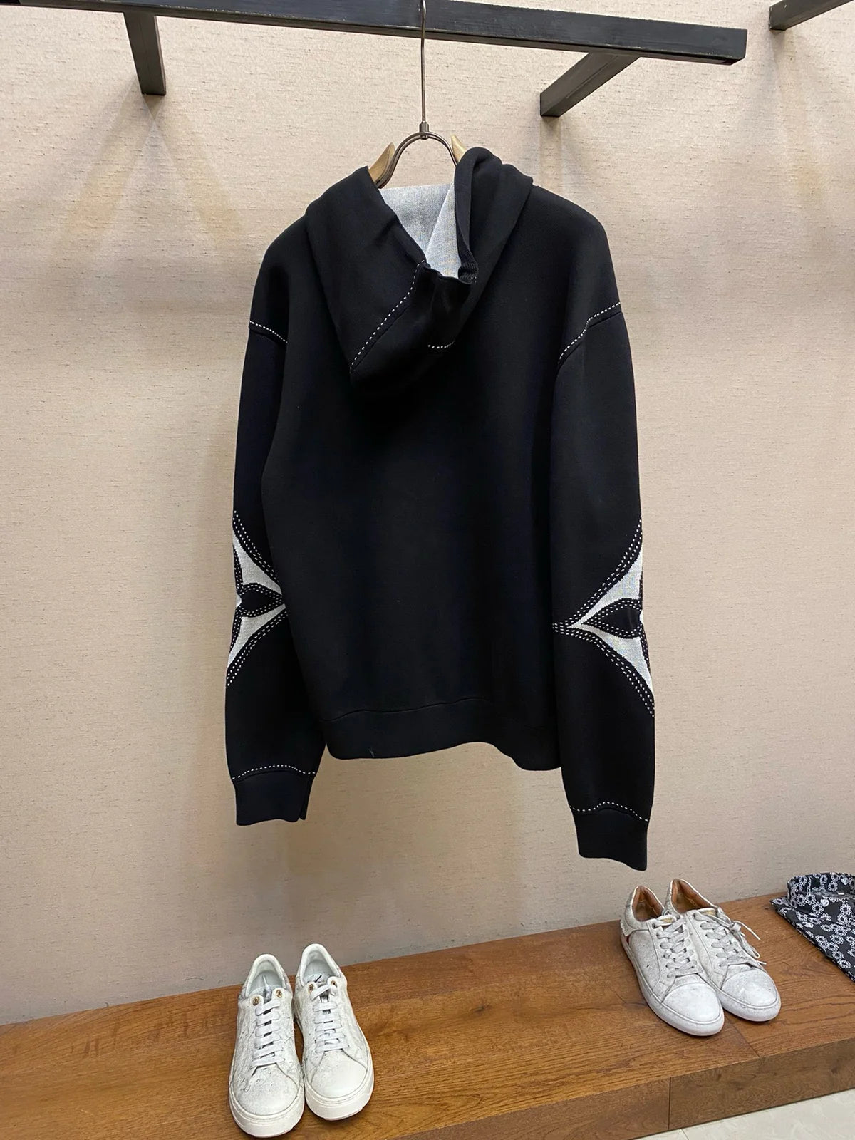 SWEAT-SHIRT LV ZIPPÉ