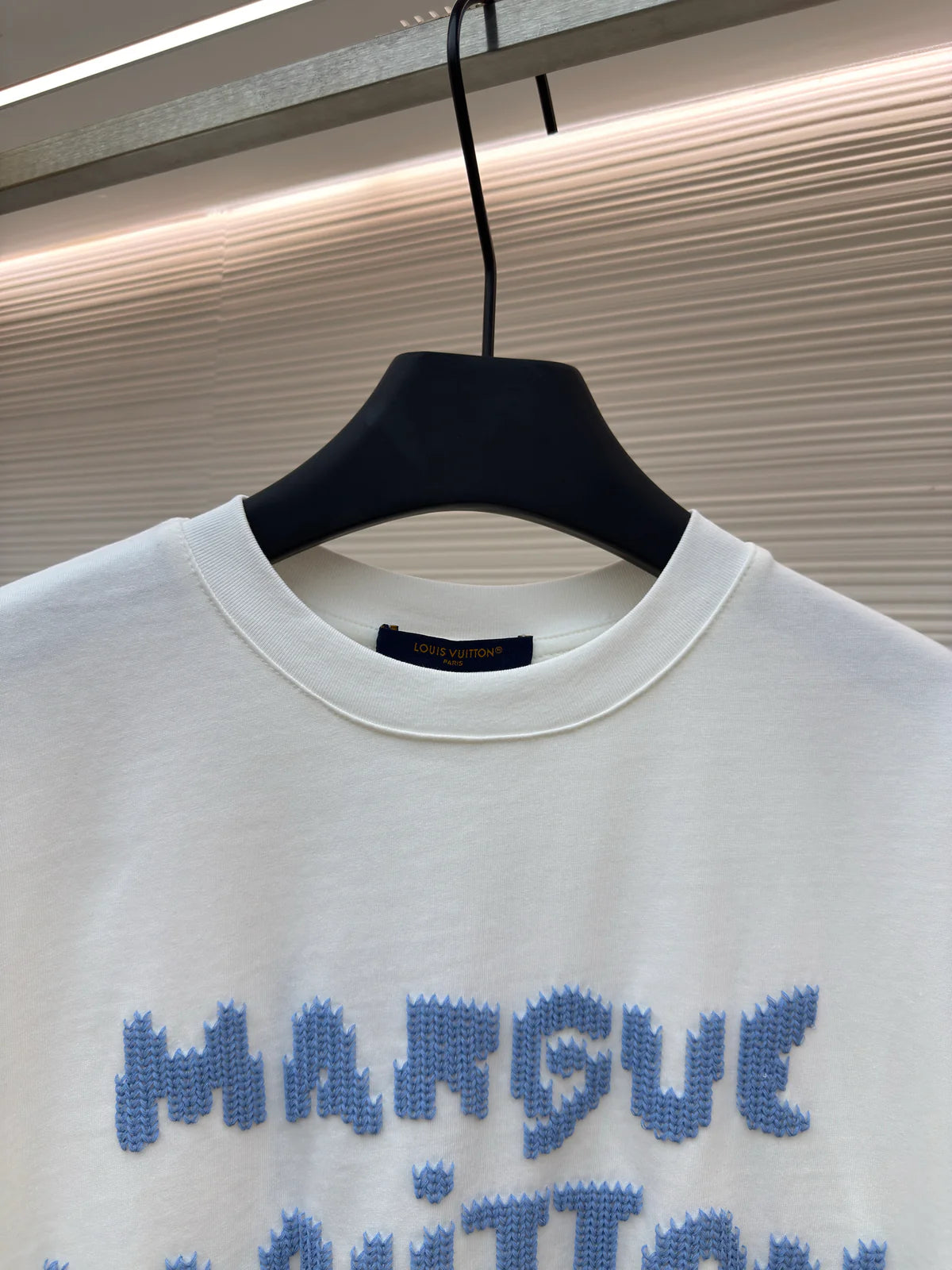 T-SHIRT LV