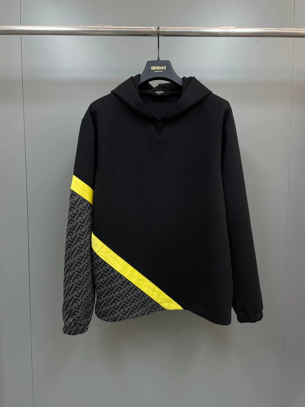 SWEAT-SHIRT FNDY