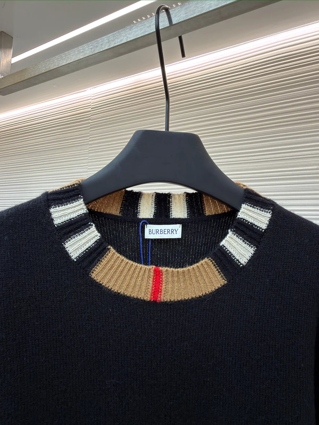 PULL BRBY BLACK