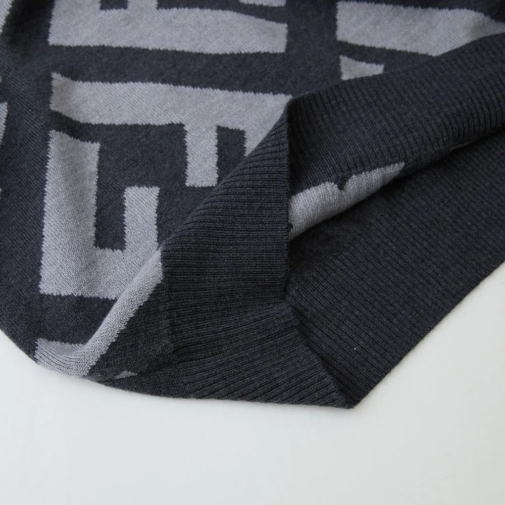 PULL FNDY GREY