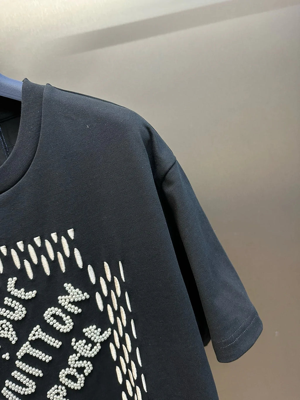 T-SHIRT LV