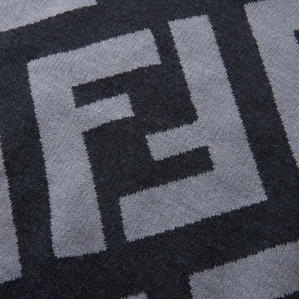 PULL FNDY GREY