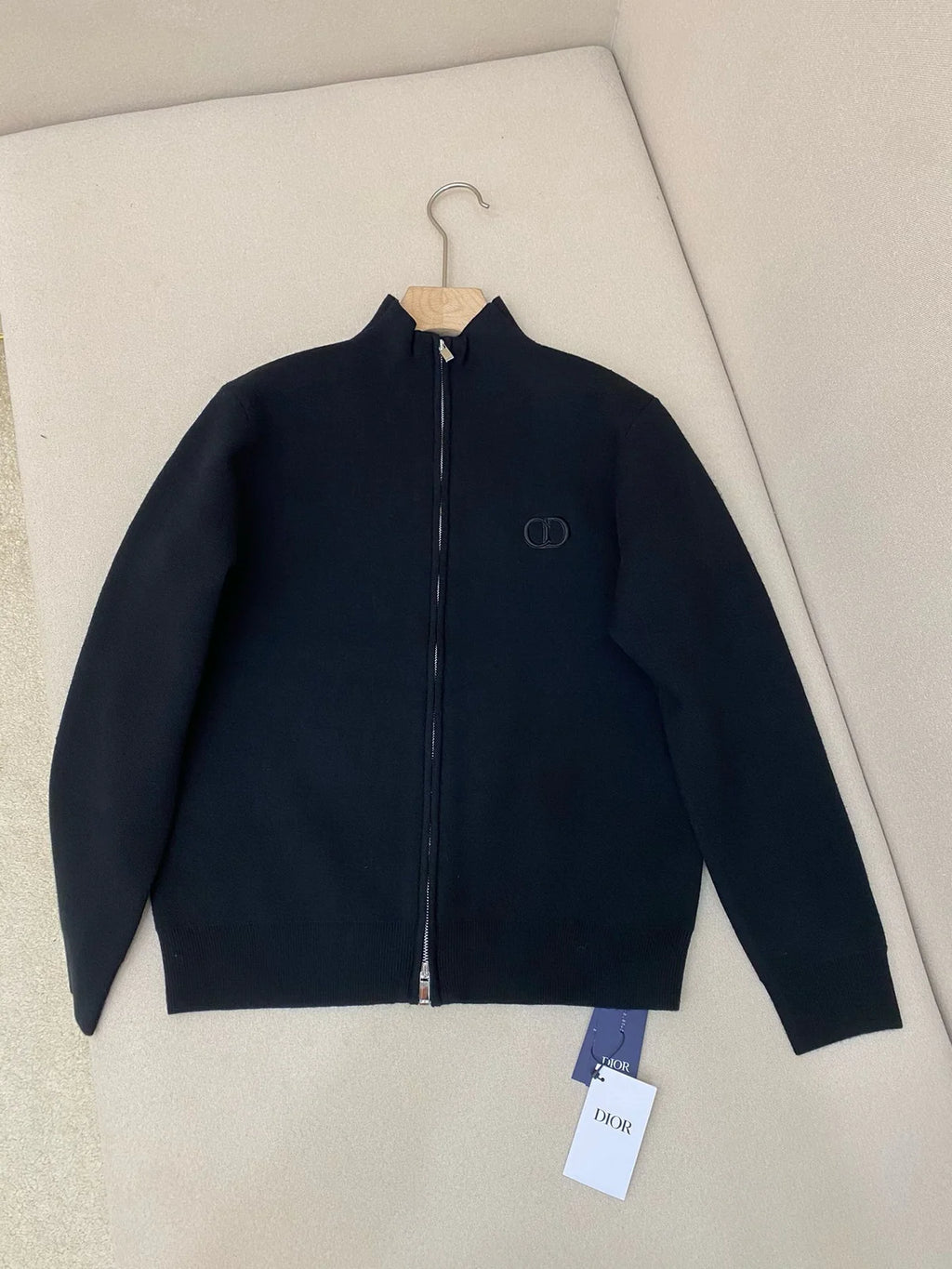 PULL CD ZIPPE EN LAINE BLACK