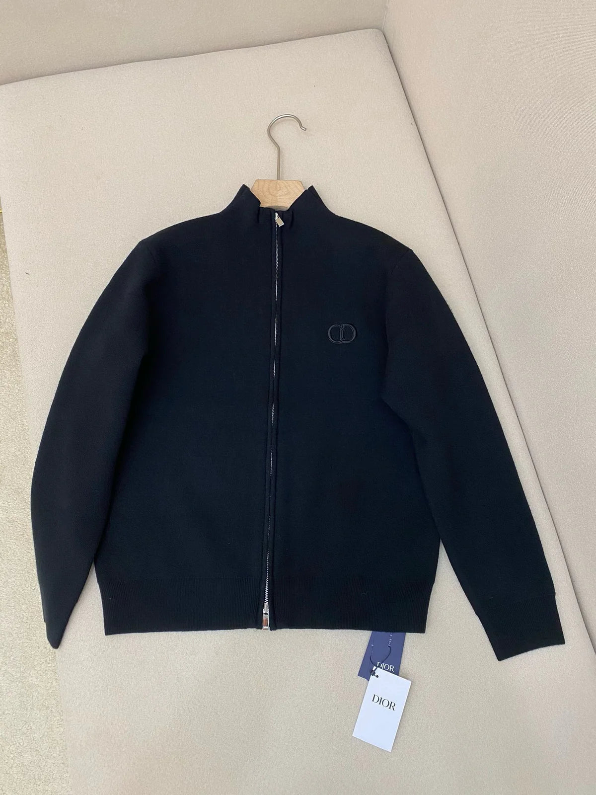 PULL CD ZIPPE EN LAINE BLACK