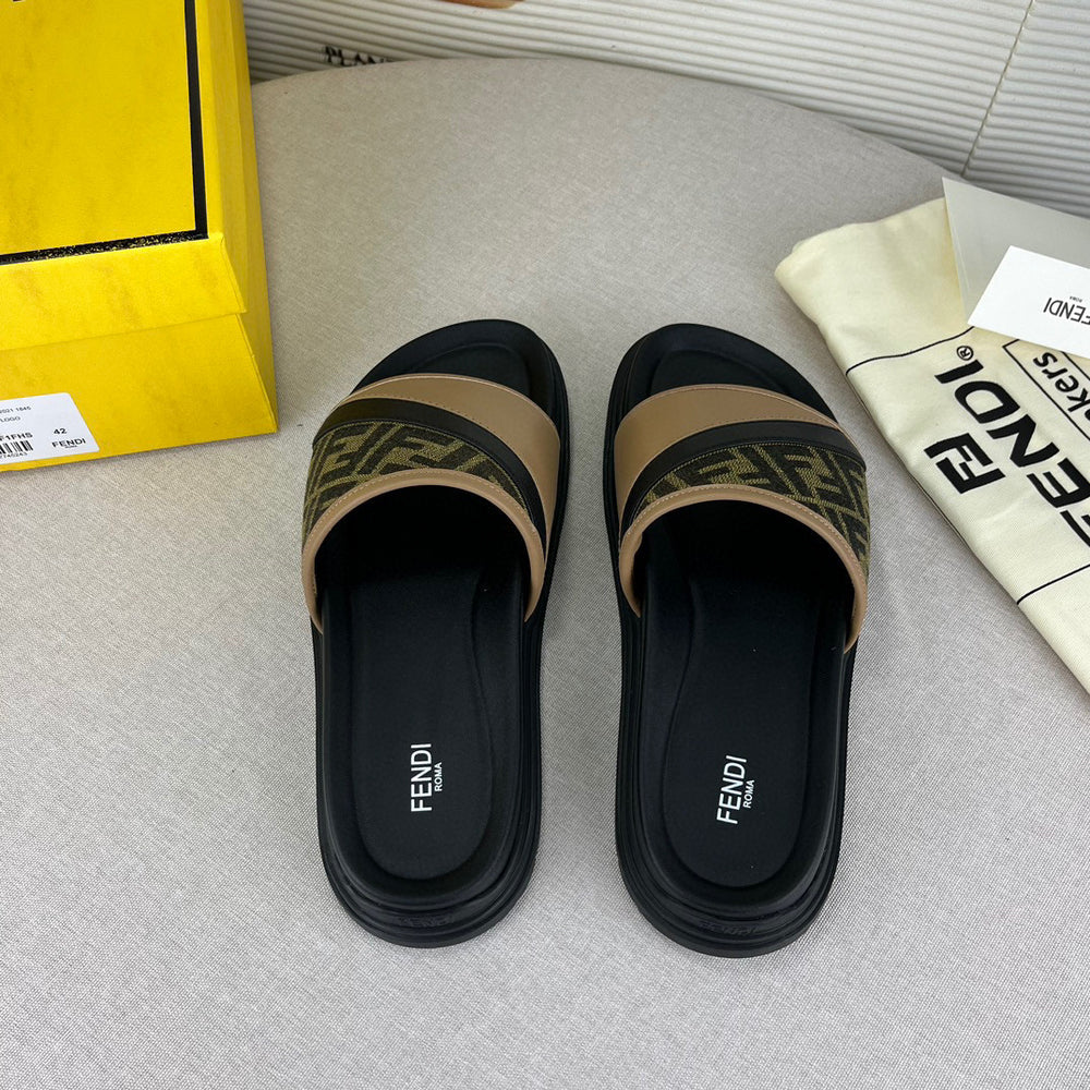 CLAQUETTES FNDY SLIDES BLACK OR BEIGE