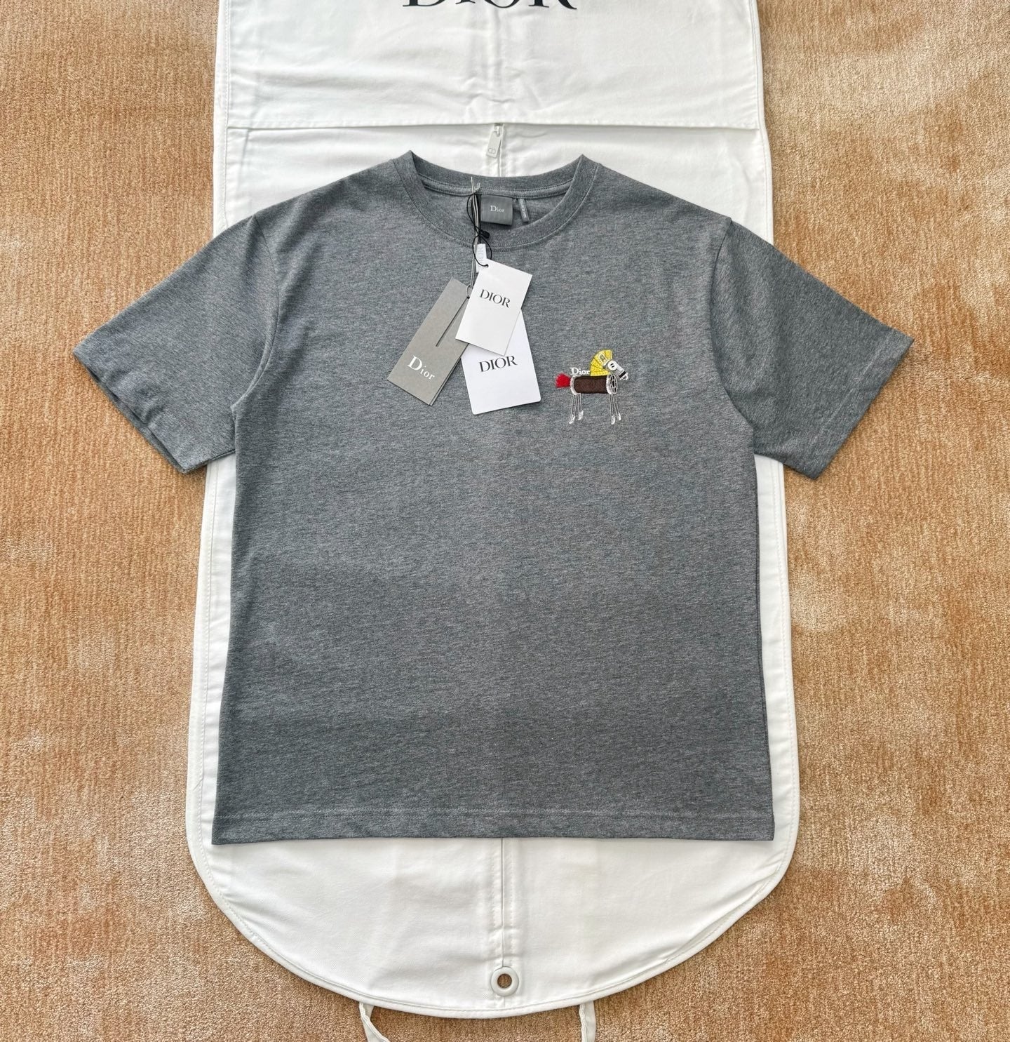 T-SHIRT CD BRODERIE