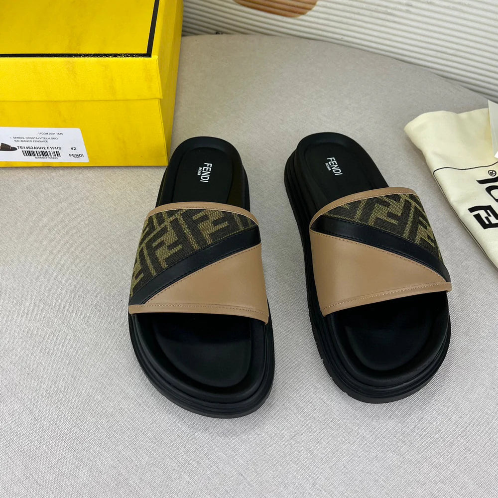 CLAQUETTES FNDY SLIDES BLACK OR BEIGE