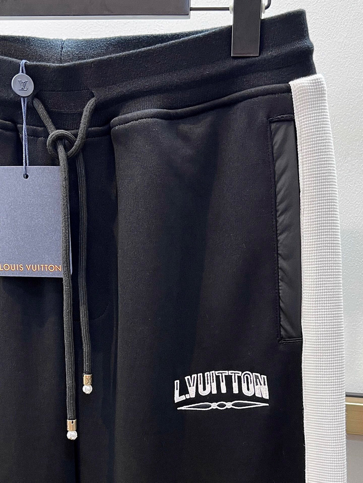 PANTALON LV EN JERSEY