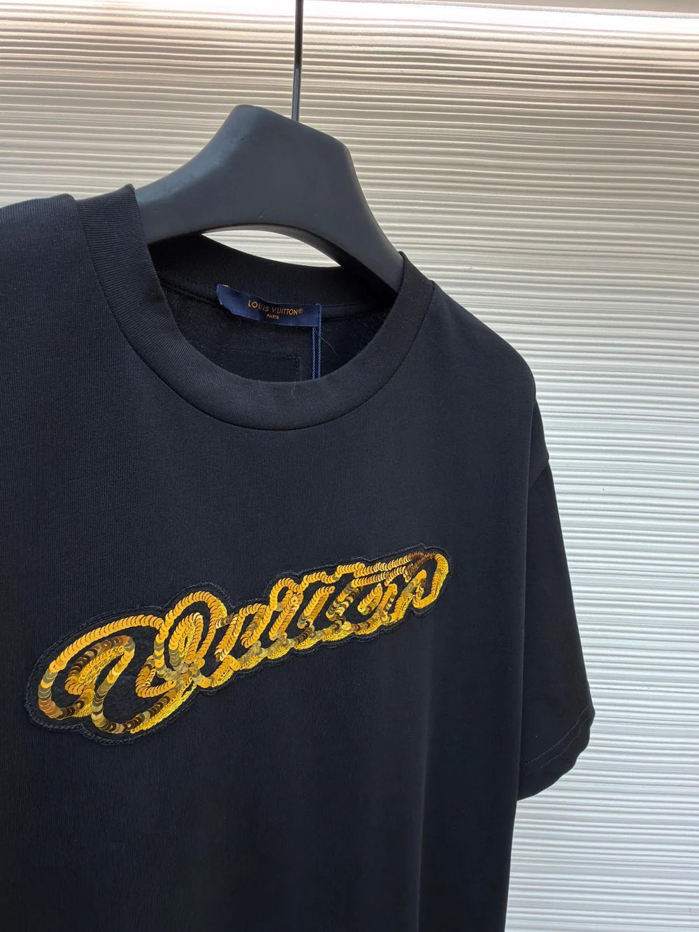 T-SHIRT LV