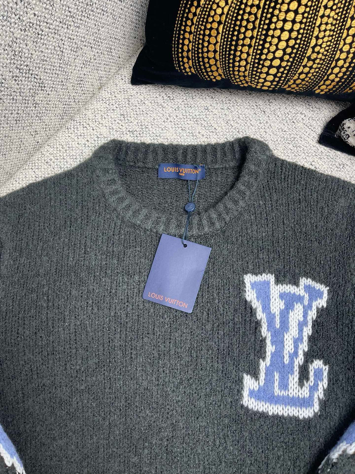 PULL LV EN LAINE