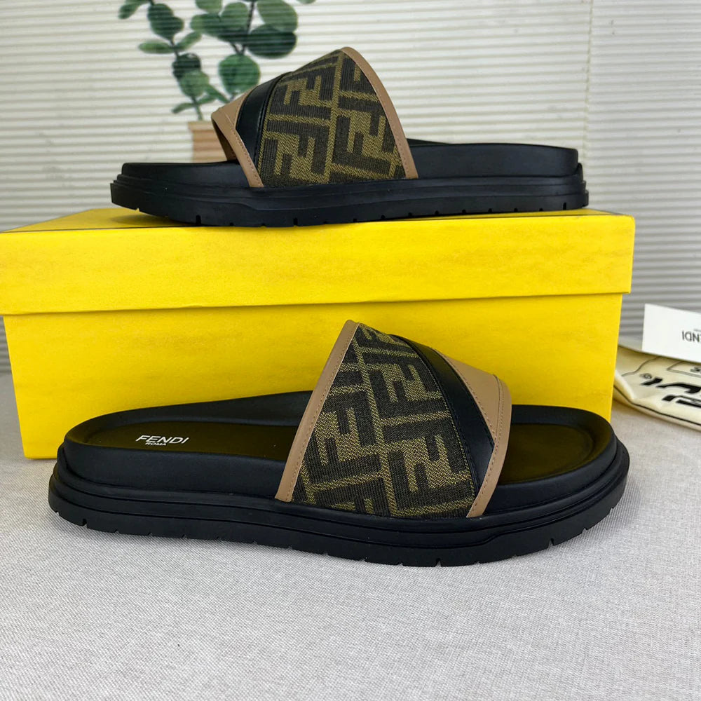 CLAQUETTES FNDY SLIDES BLACK OR BEIGE