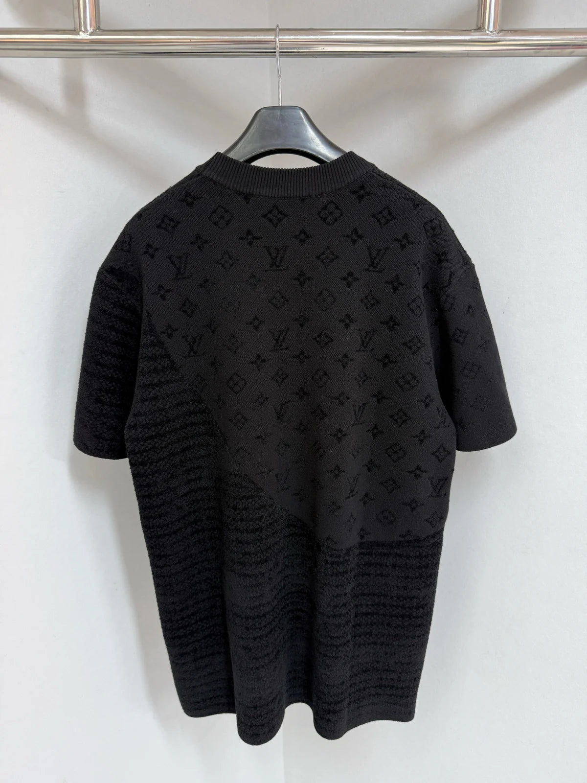 T-SHIRT LV