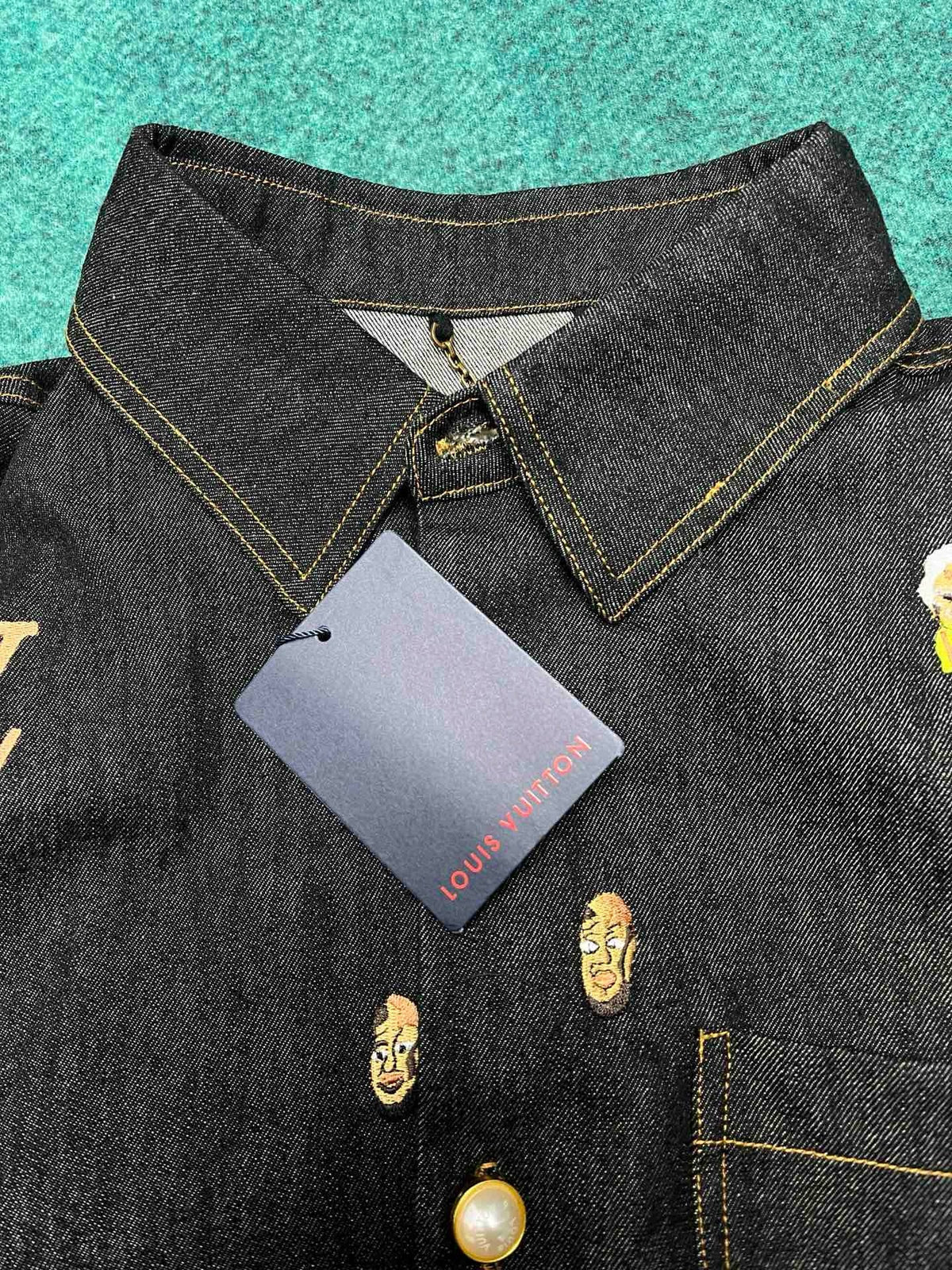 VESTE LV