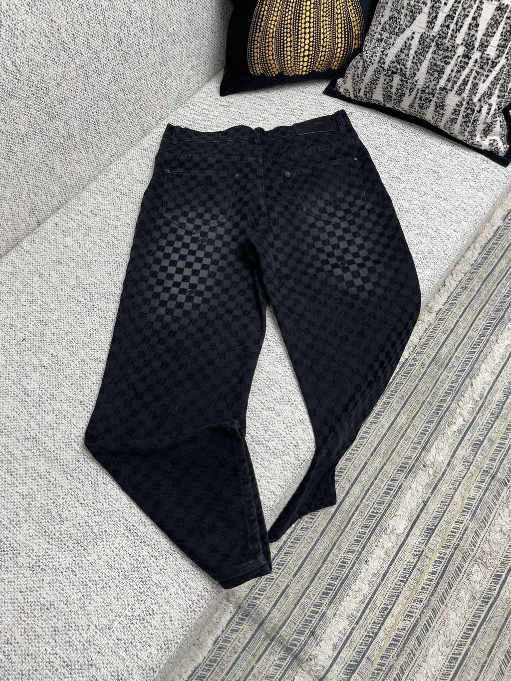 ENSEMBLE LV JEAN BLACK