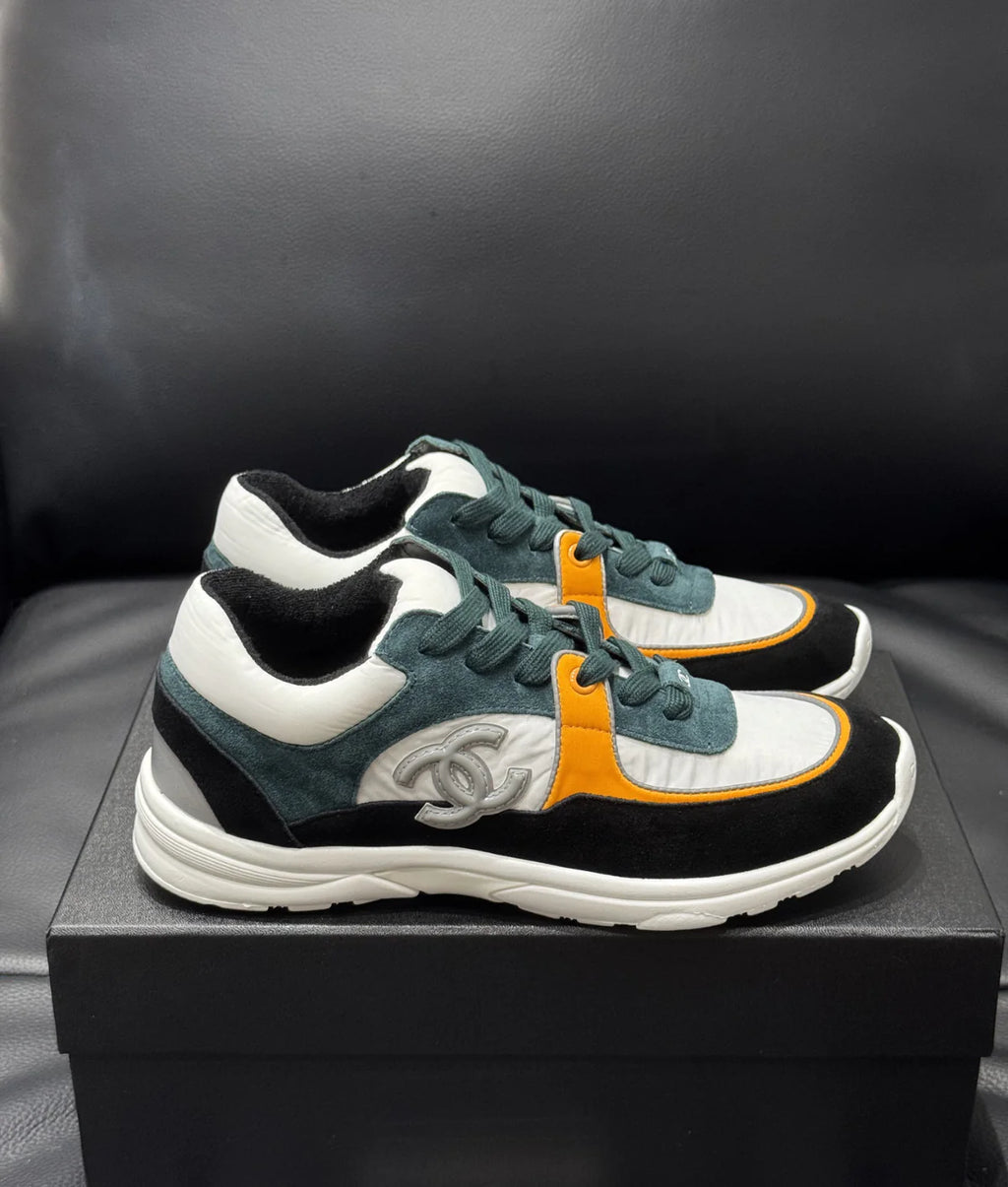 SNEAKERS CHNL