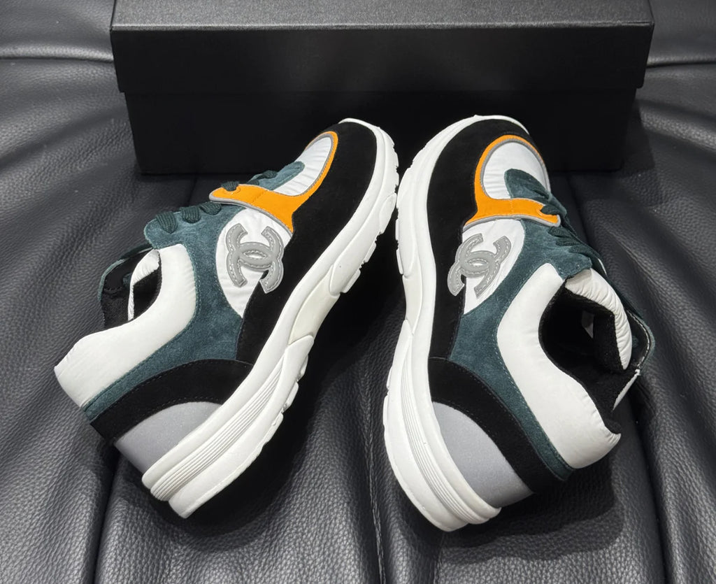 SNEAKERS CHNL