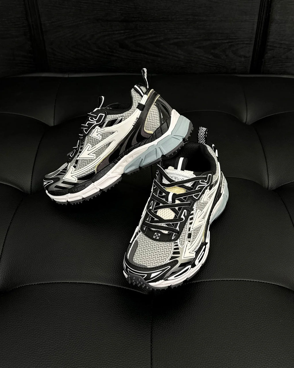 SNEAKERS OFFW
